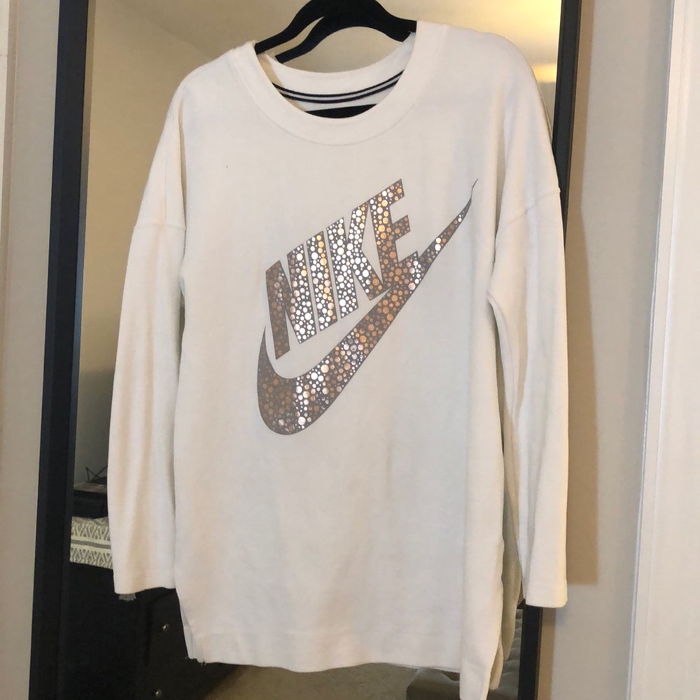 Nike lightweight sweatshirt